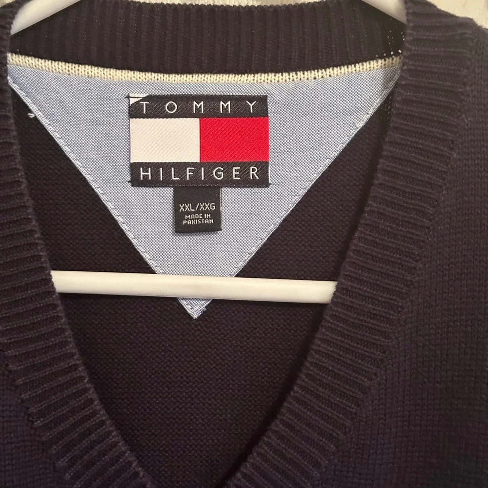 Tommy Hilfiger men’s blue pull over vest XXLarge - Picture 2 of 5